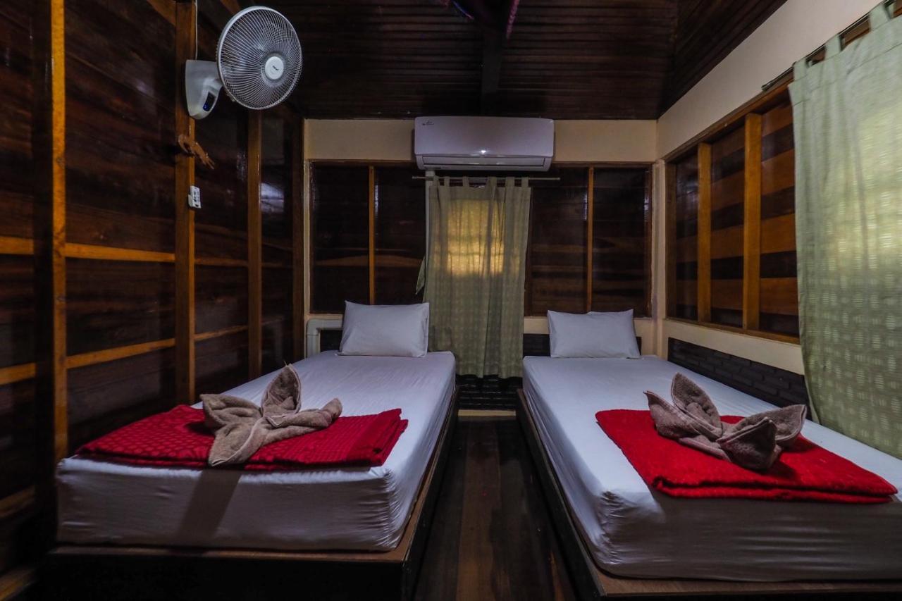 Ratmanee House Hotel Kanchanaburi Buitenkant foto