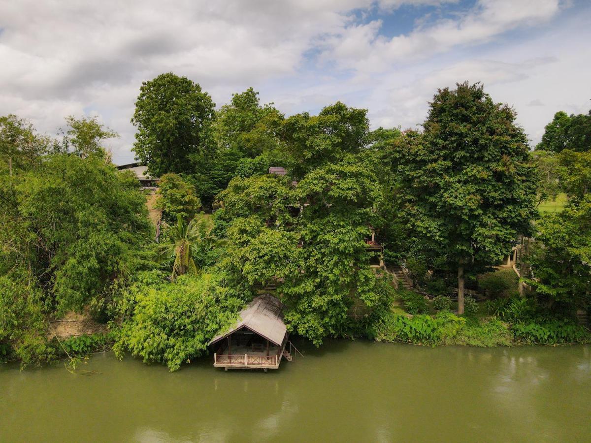 Ratmanee House Hotel Kanchanaburi Buitenkant foto