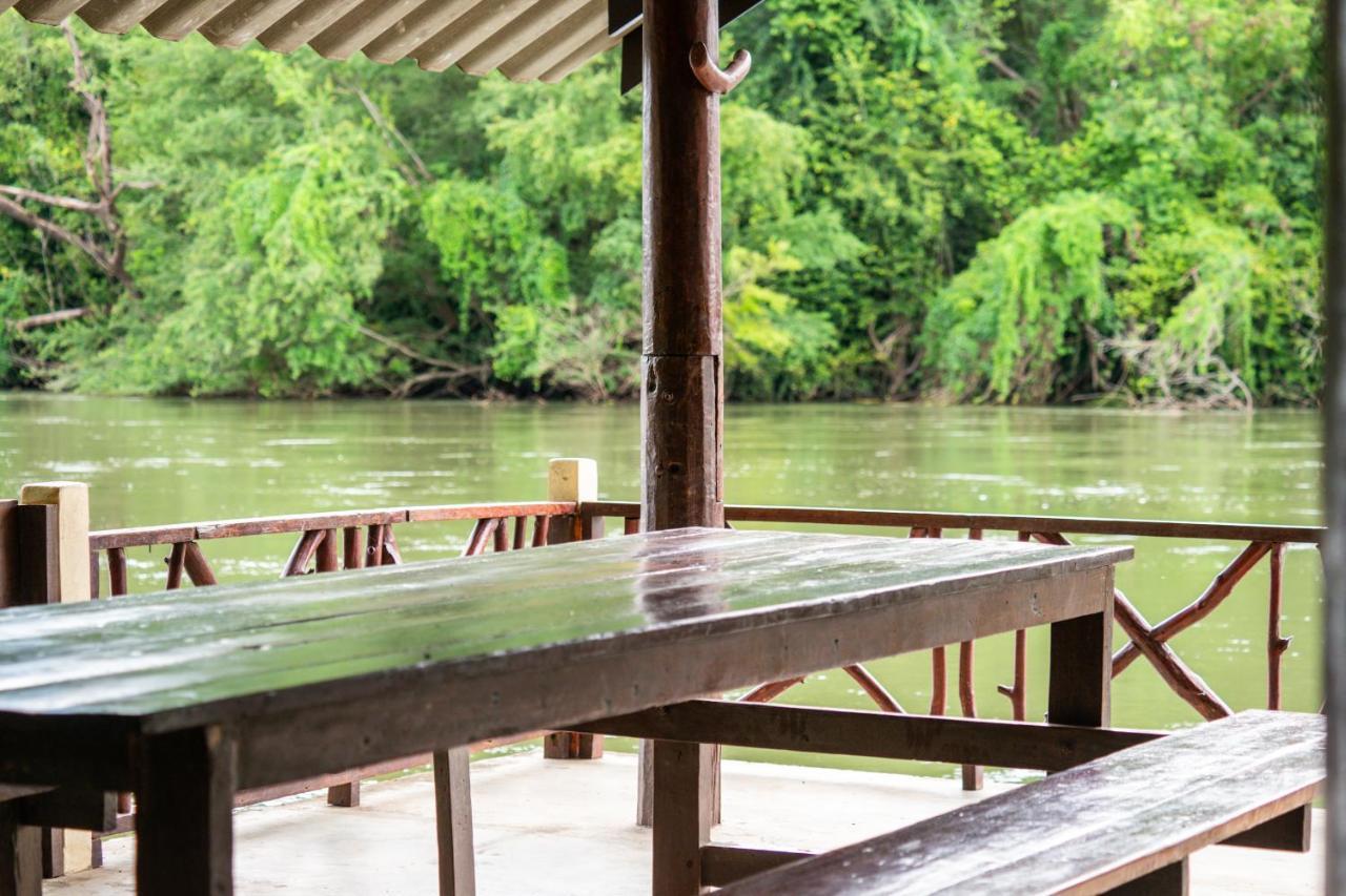 Ratmanee House Hotel Kanchanaburi Buitenkant foto