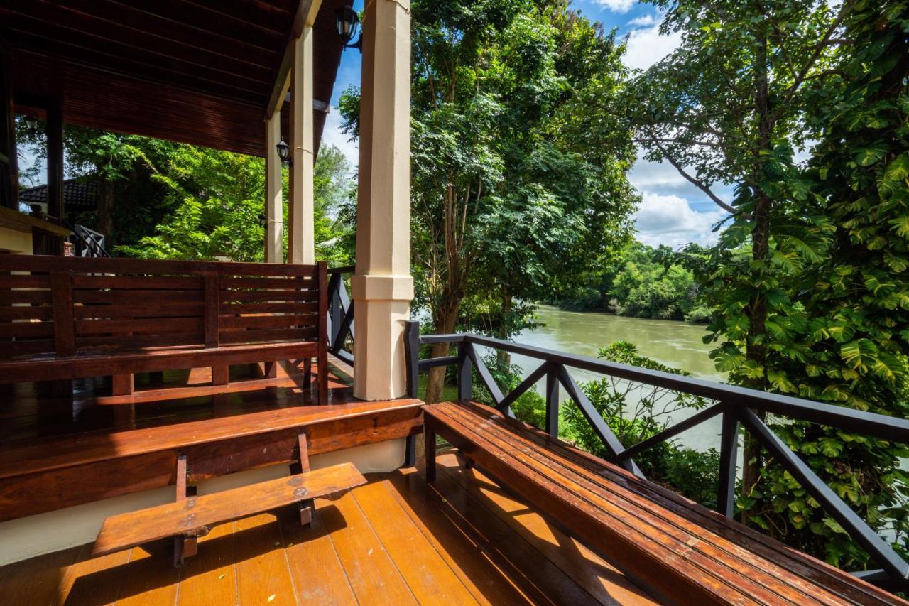 Ratmanee House Hotel Kanchanaburi Buitenkant foto