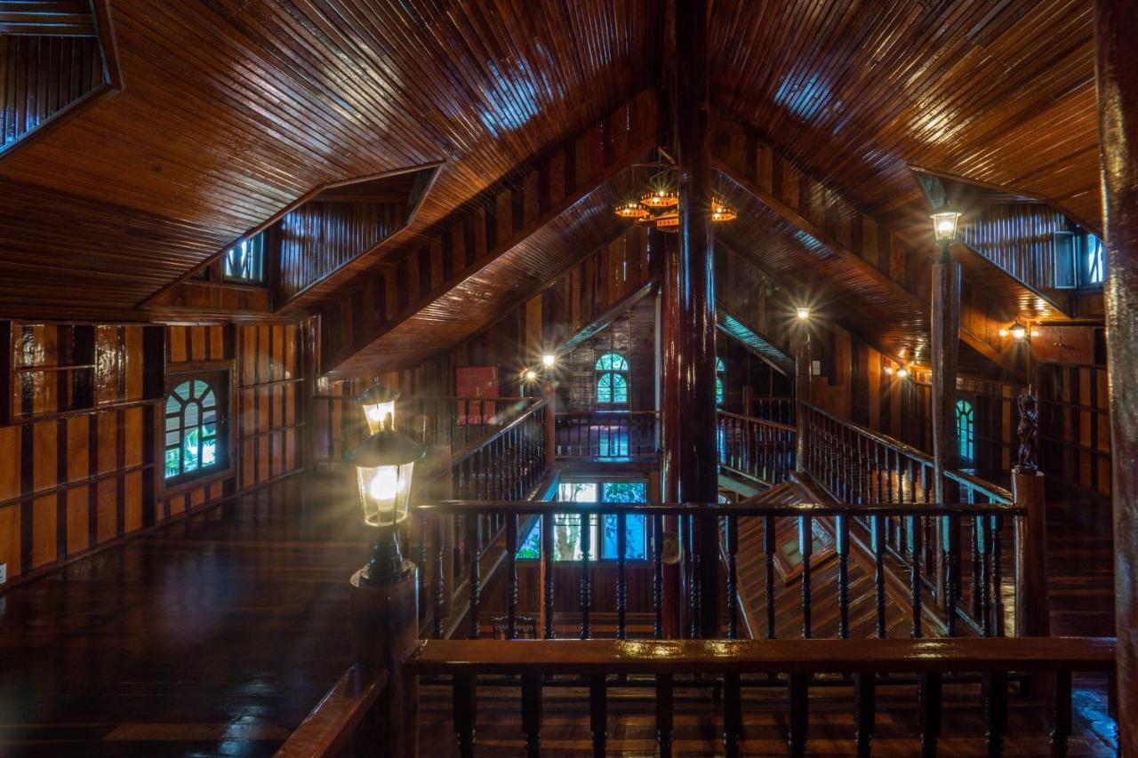 Ratmanee House Hotel Kanchanaburi Buitenkant foto